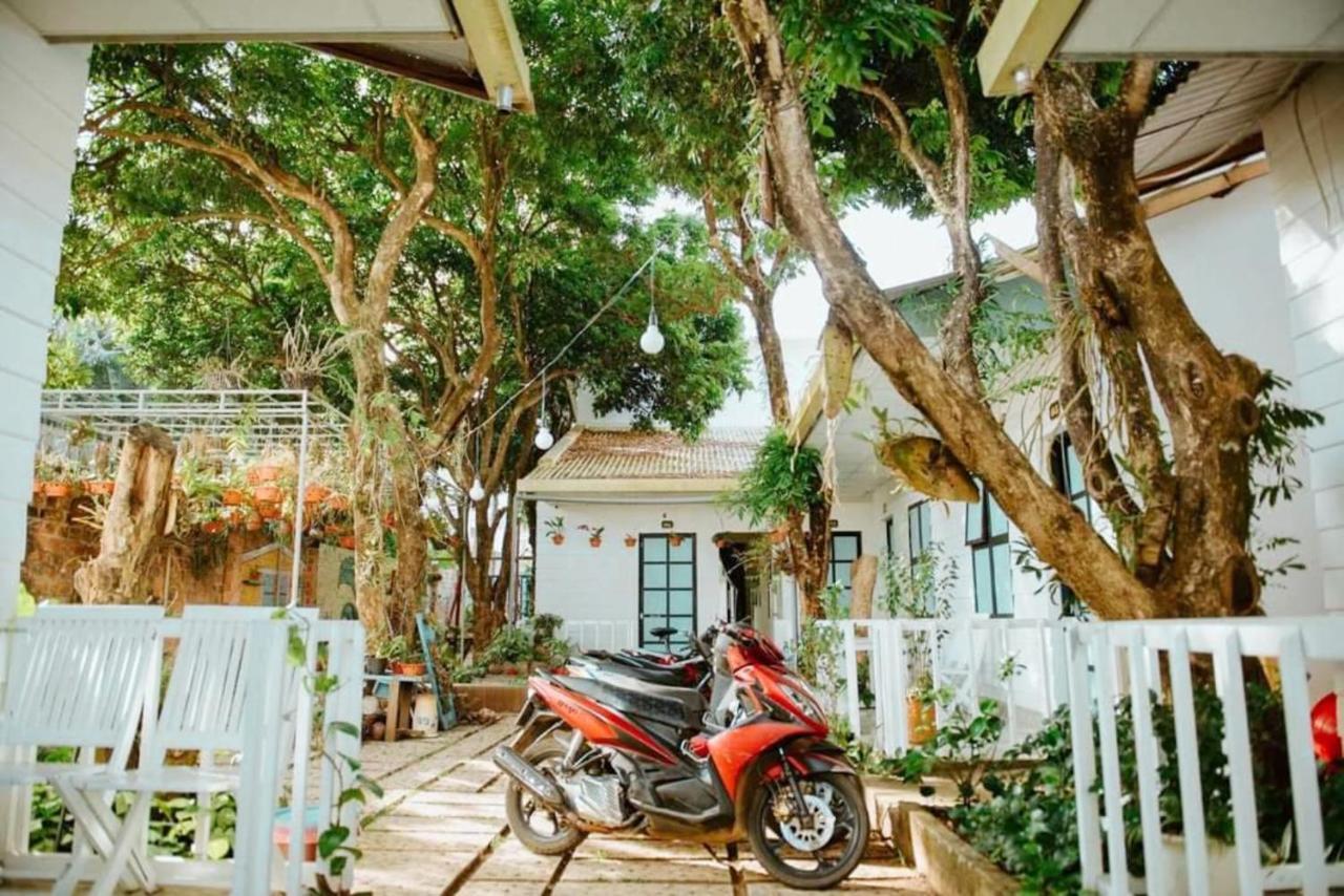 Homestay Vuon Nhan Pleiku Exterior photo